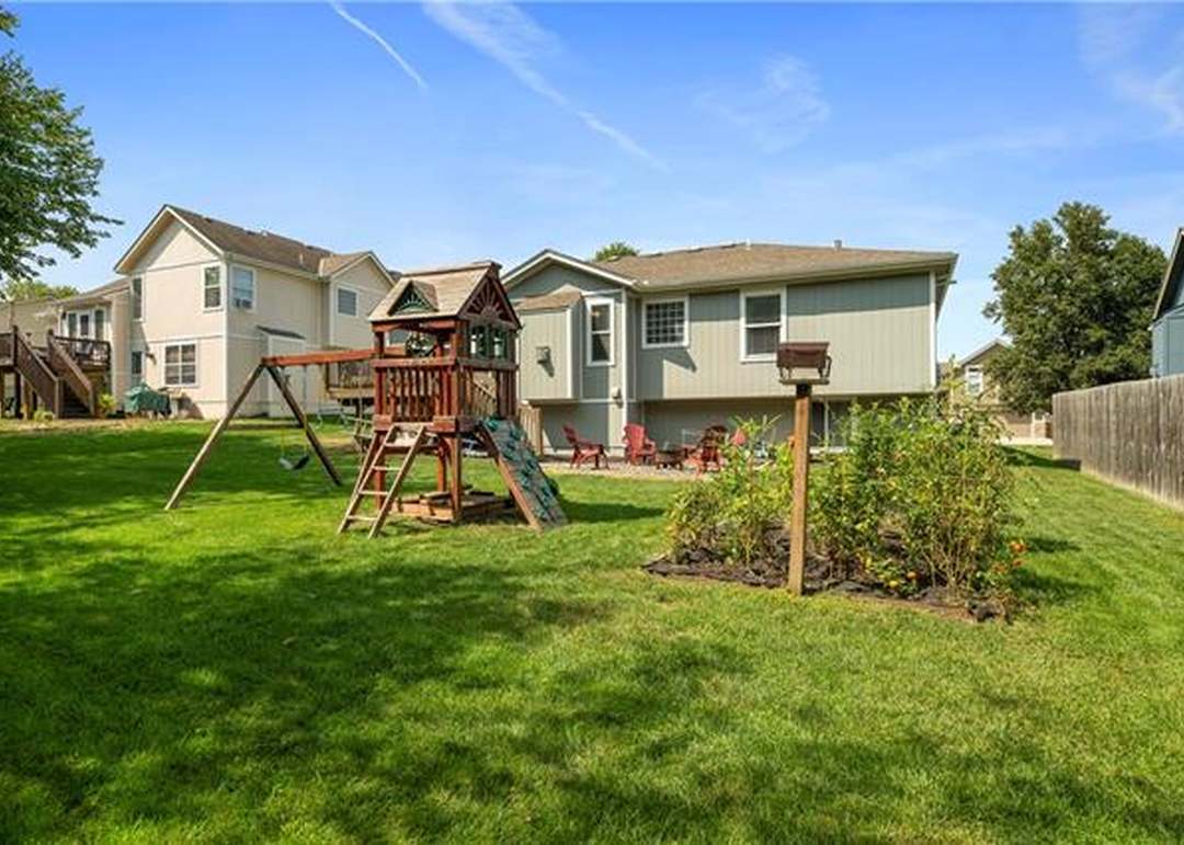 415 Timbercreek Drive — photo 32