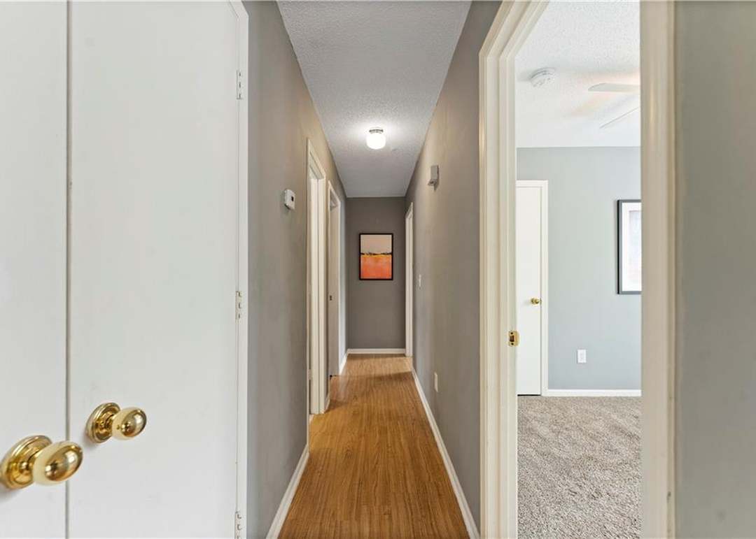 417 W Poplar Street — photo 14