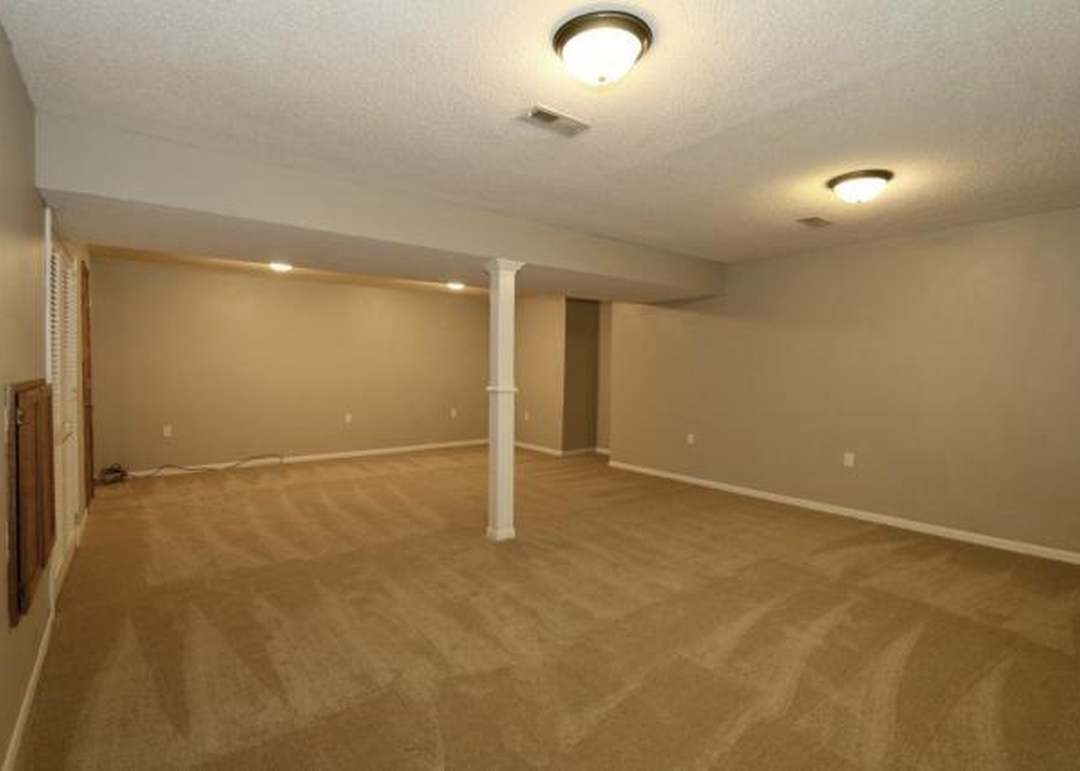 418 FLETCHER DRIVE — photo 9