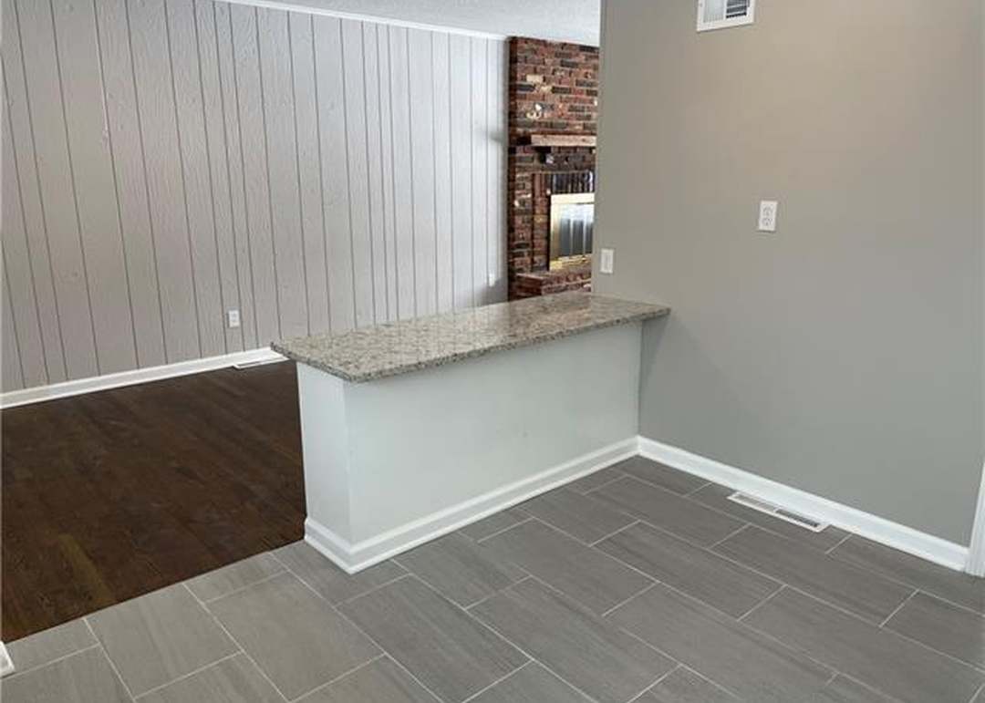 418 N 80th Terrace — photo 12