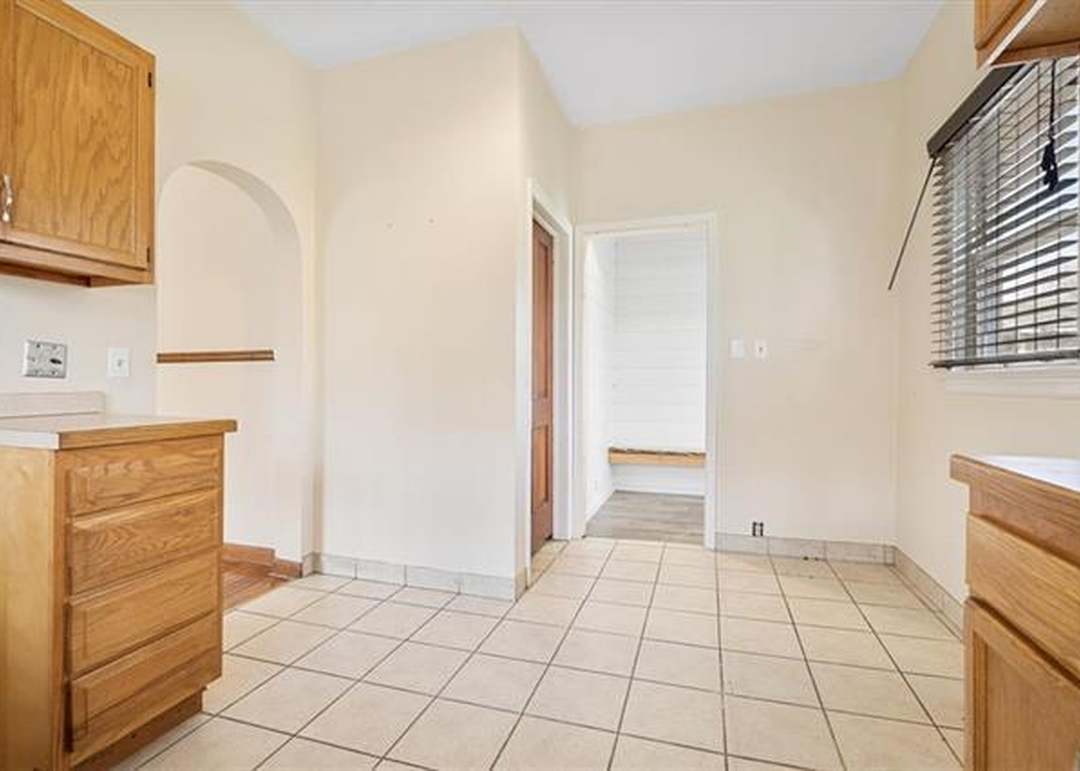 419 S Mulberry Street — photo 17