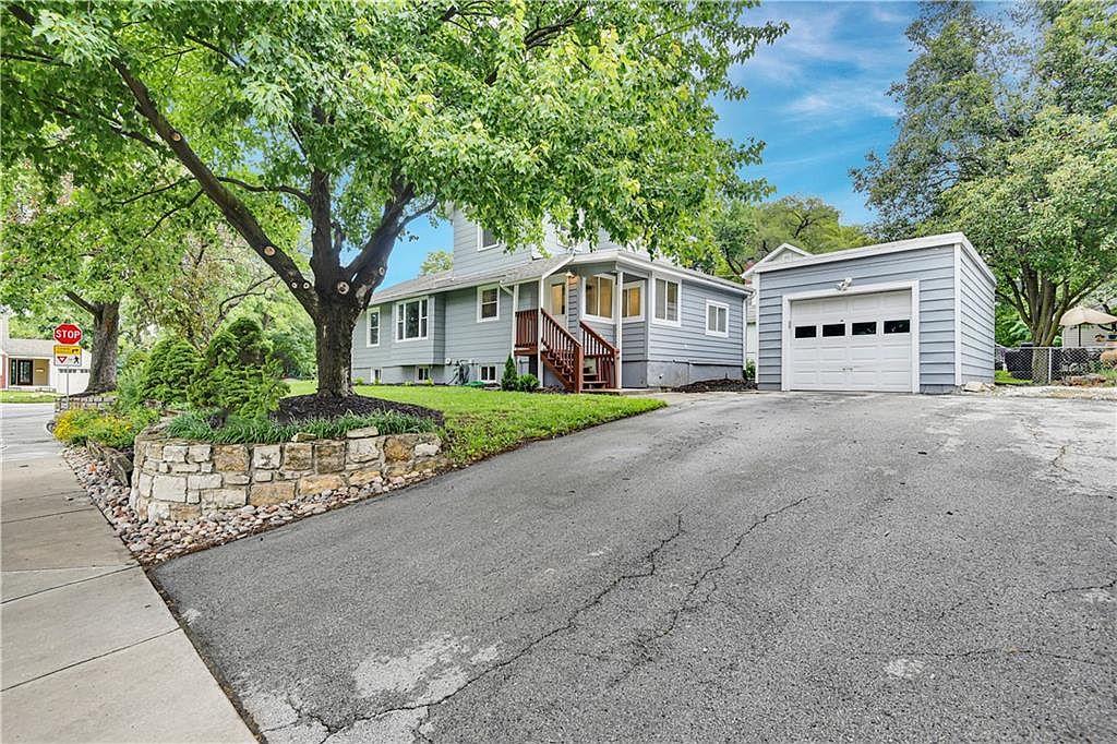 4211 Elledge Drive — photo 40