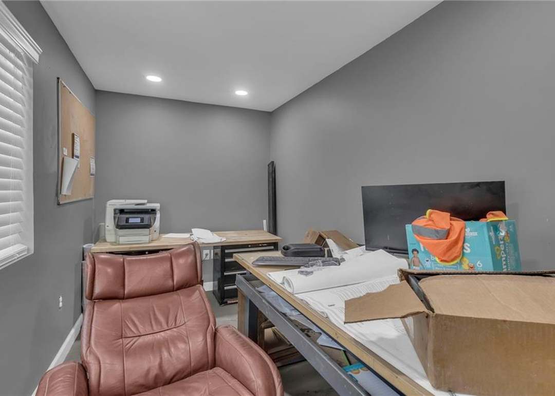 4224 Merriam Drive — photo 25