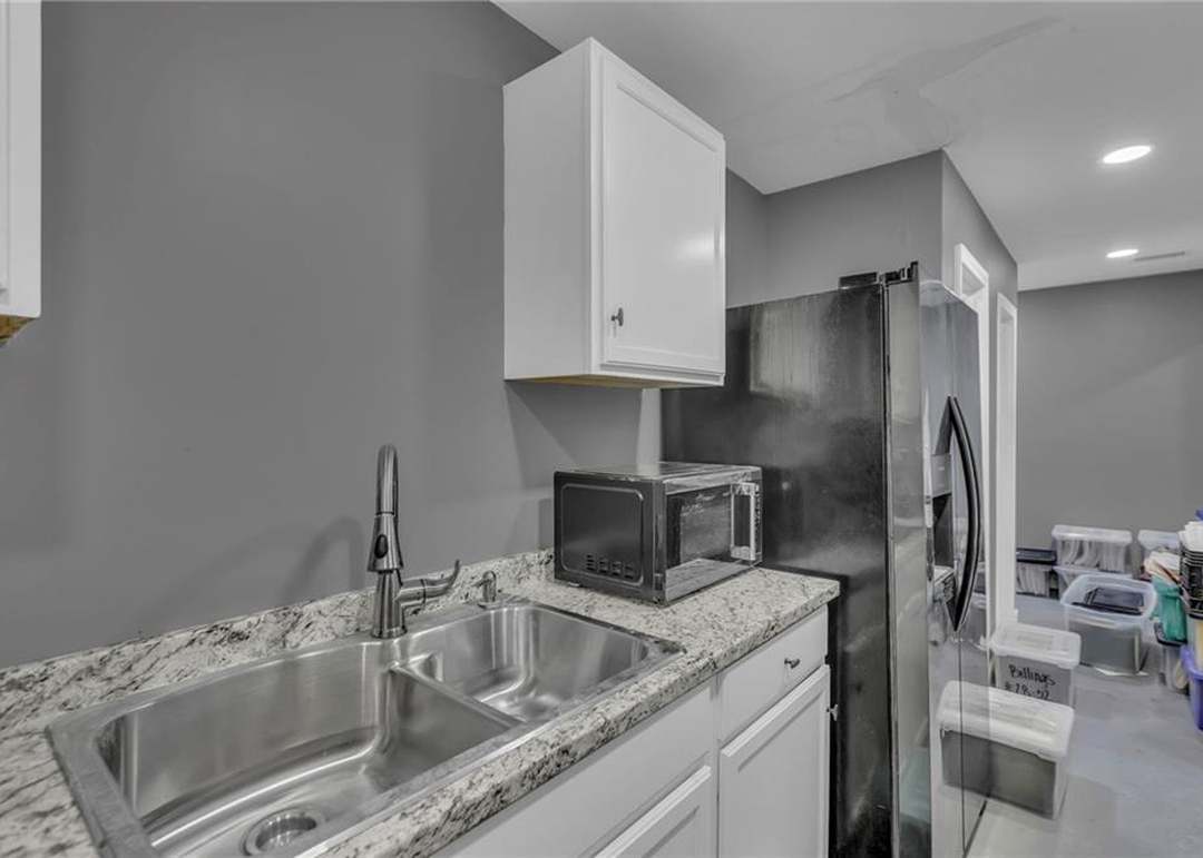 4224 Merriam Drive — photo 28