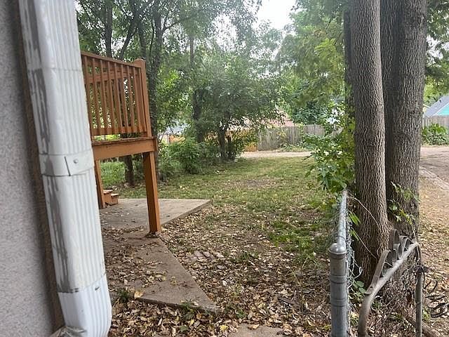 423 Oakley Avenue — photo 3