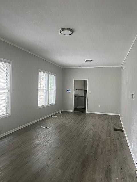 423 Oakley Avenue — photo 11