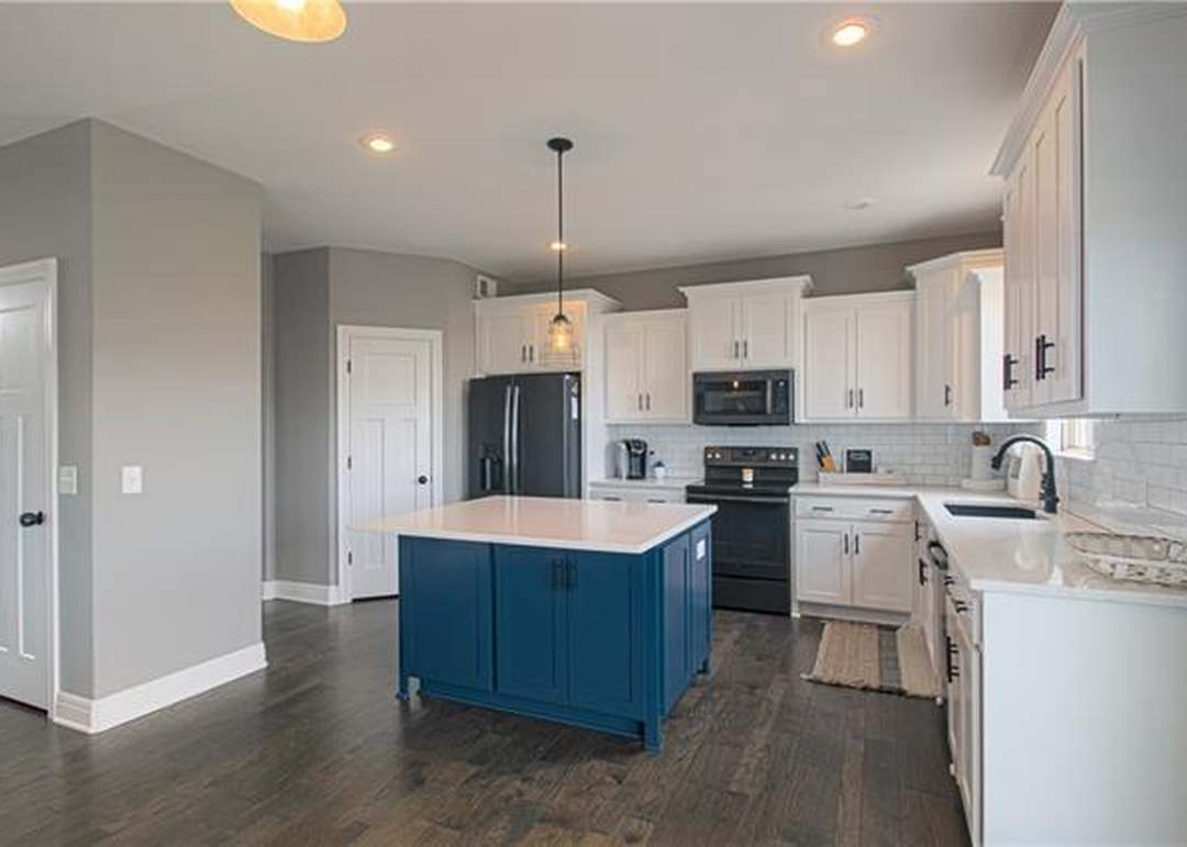 424 Victory Court — photo 16
