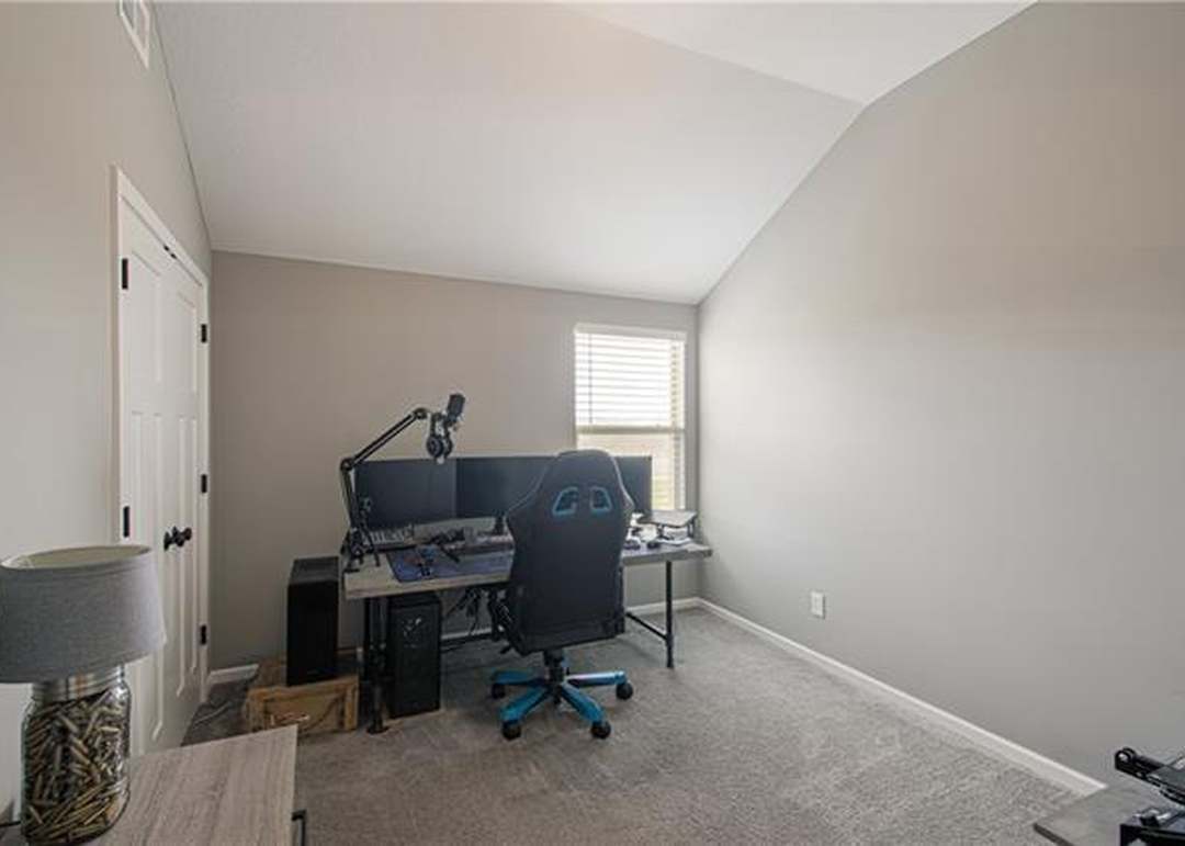 424 Victory Court — photo 26