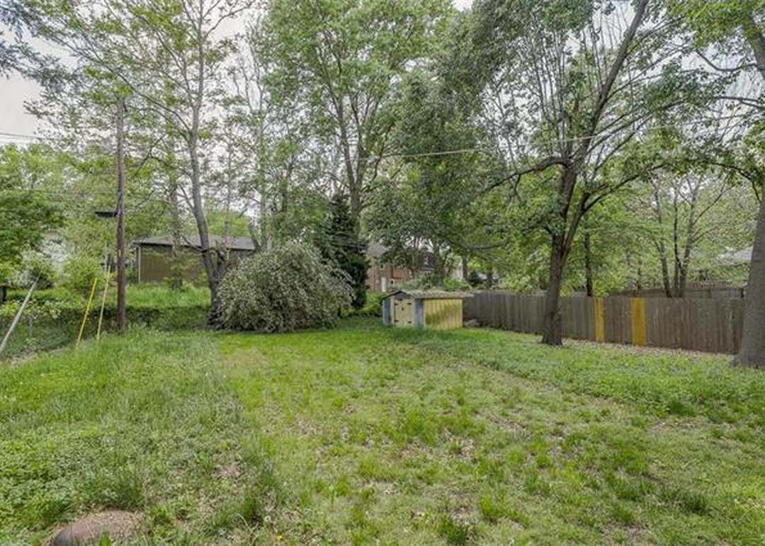 4311 E 104th Street — photo 38
