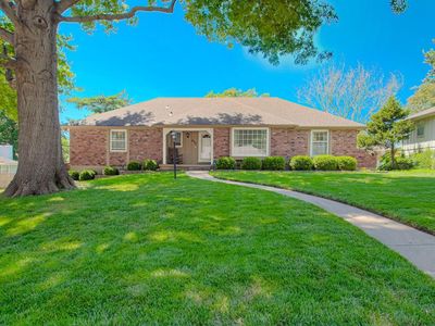 4312 S Greenwich Lane, Independence, MO
