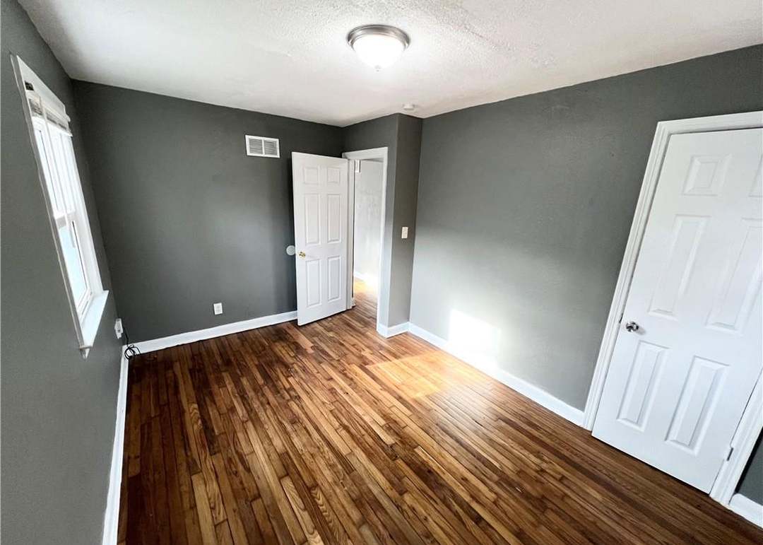 4433 Mersington Avenue — photo 7