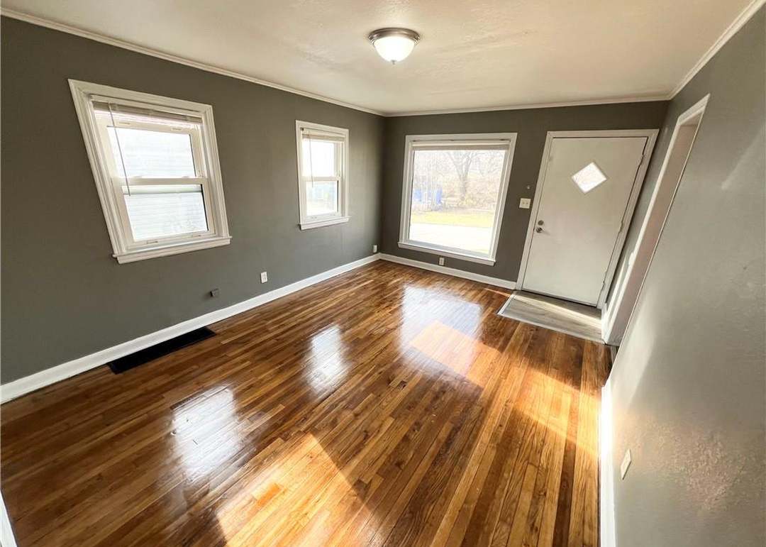4433 Mersington Avenue — photo 8