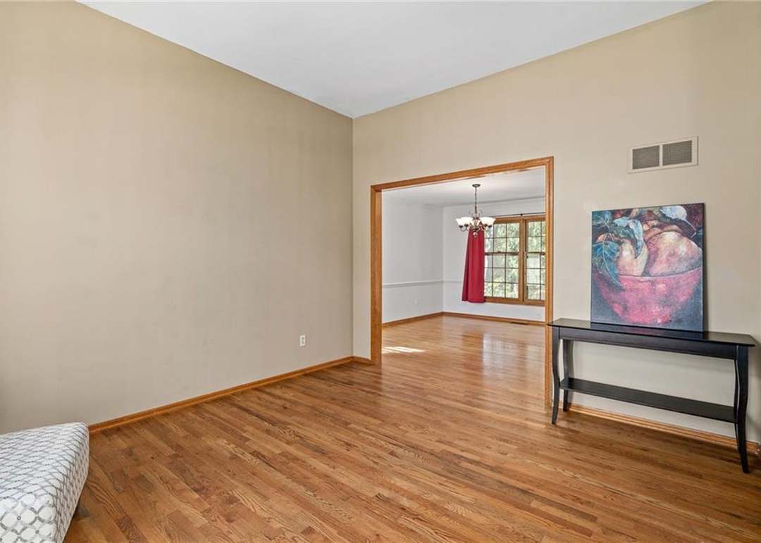 4444 W 130 Terrace — photo 15