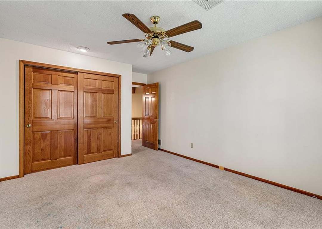 4444 W 130 Terrace — photo 38