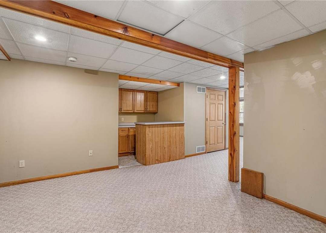 4444 W 130 Terrace — photo 48