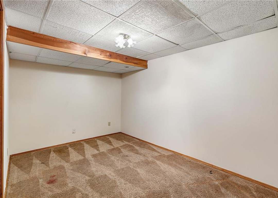 4444 W 130 Terrace — photo 51