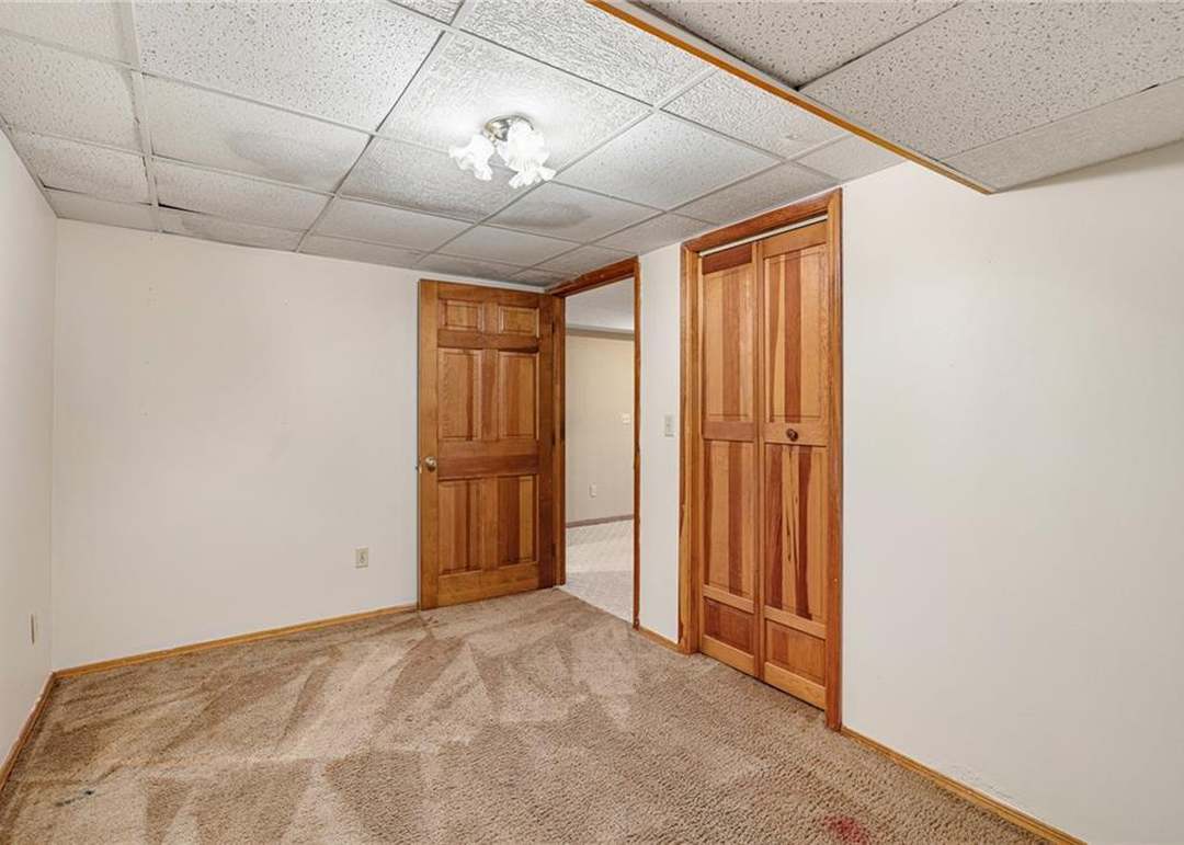 4444 W 130 Terrace — photo 52