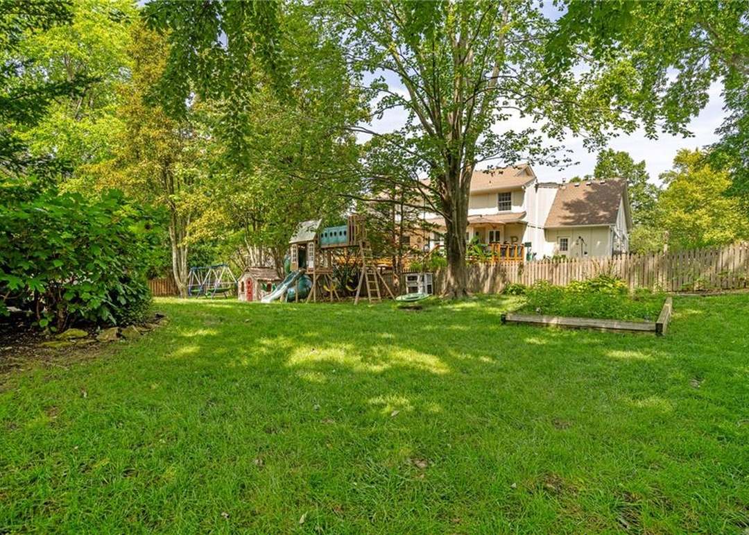 4444 W 130 Terrace — photo 64