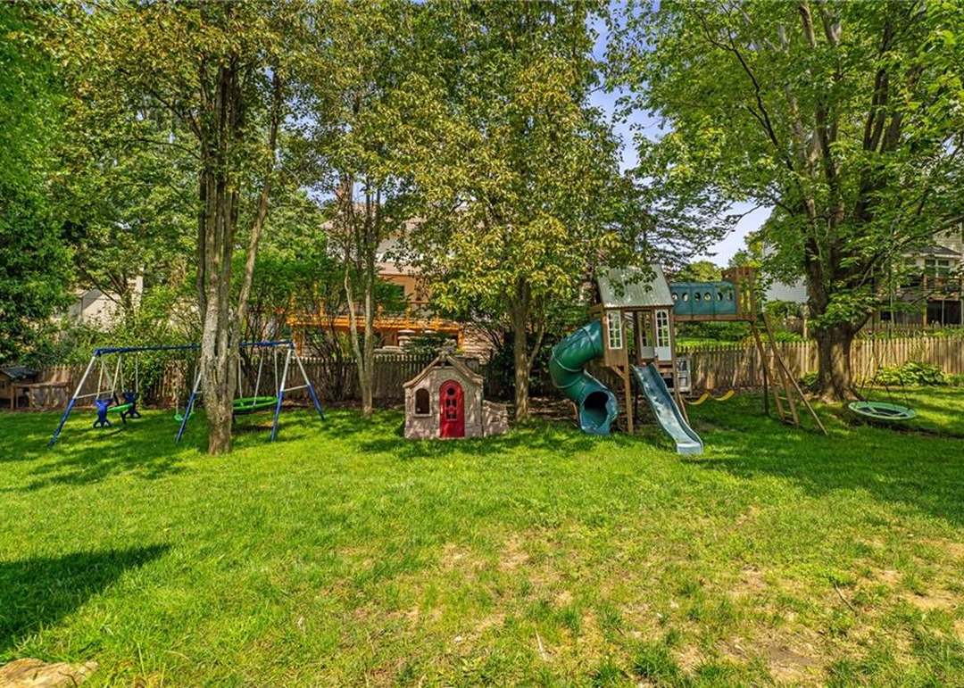 4444 W 130 Terrace — photo 70