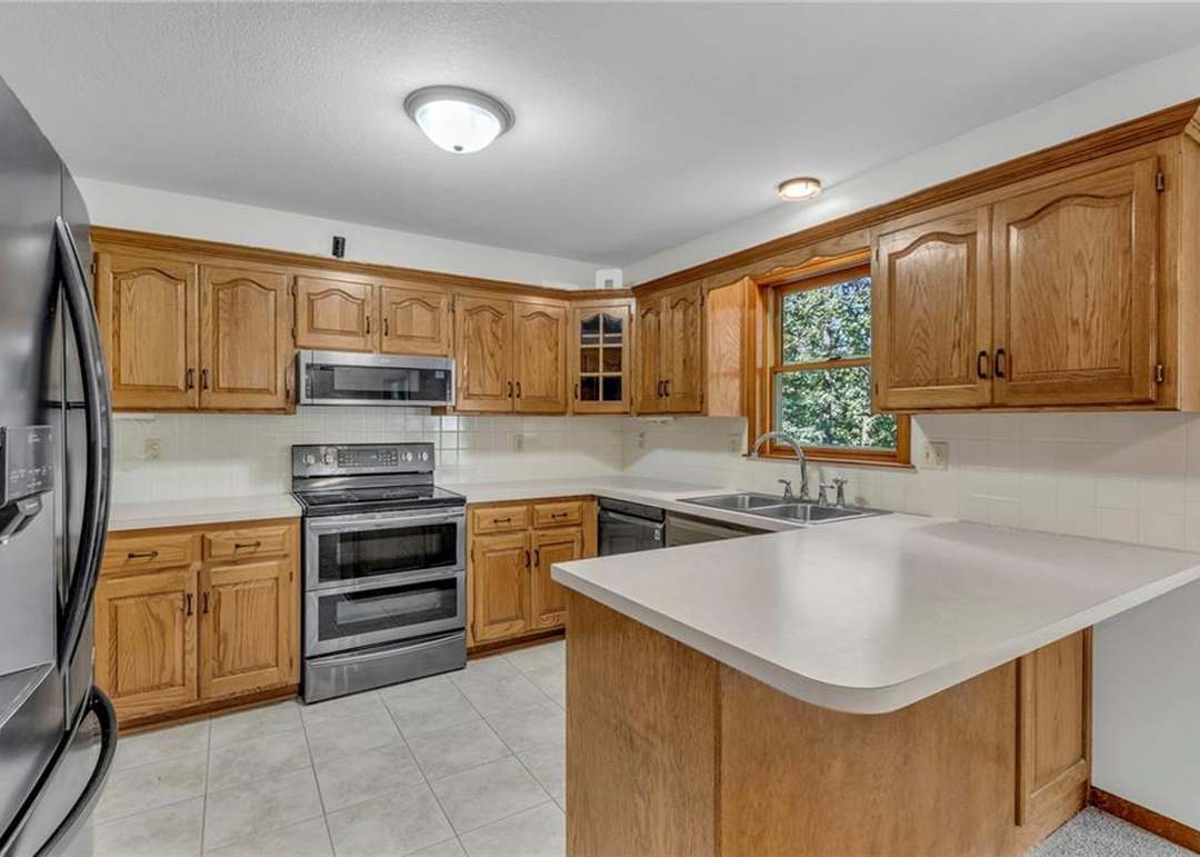 4502 NW Apache Drive — photo 18