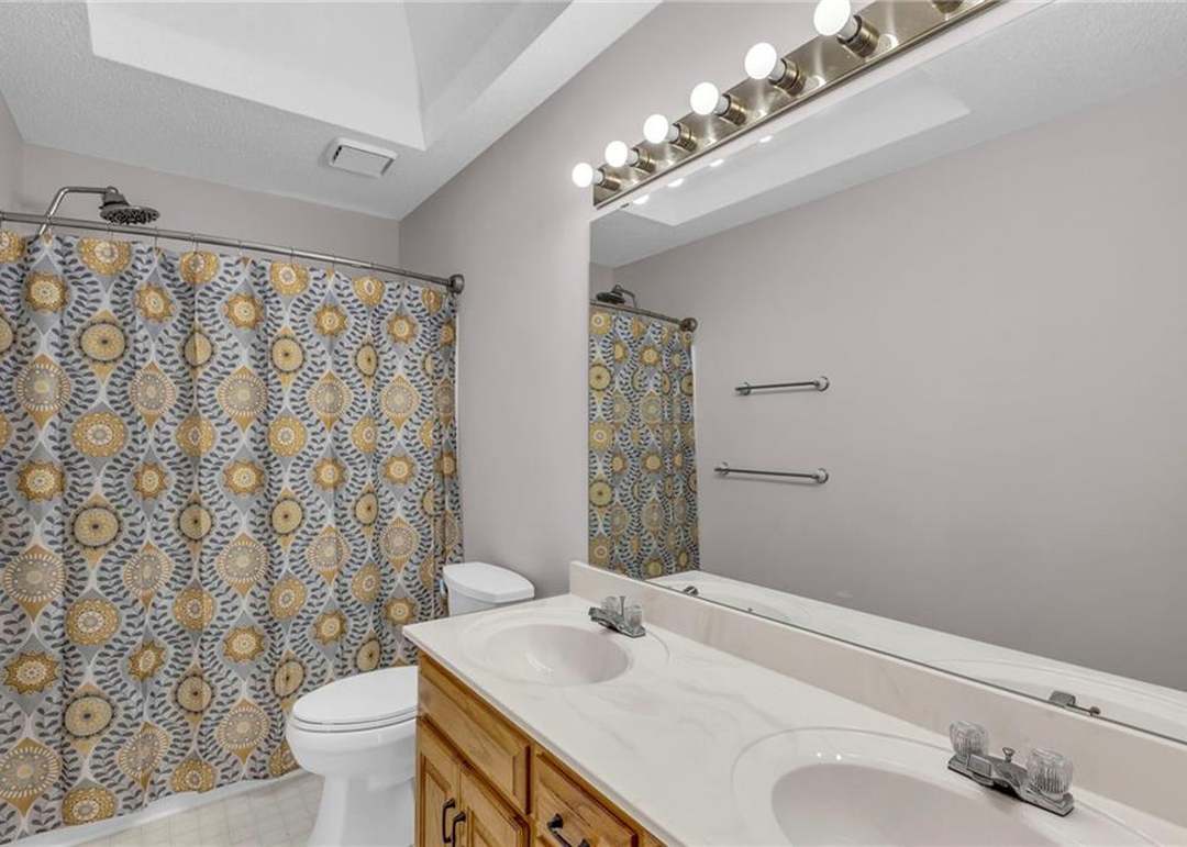 4502 NW Apache Drive — photo 24