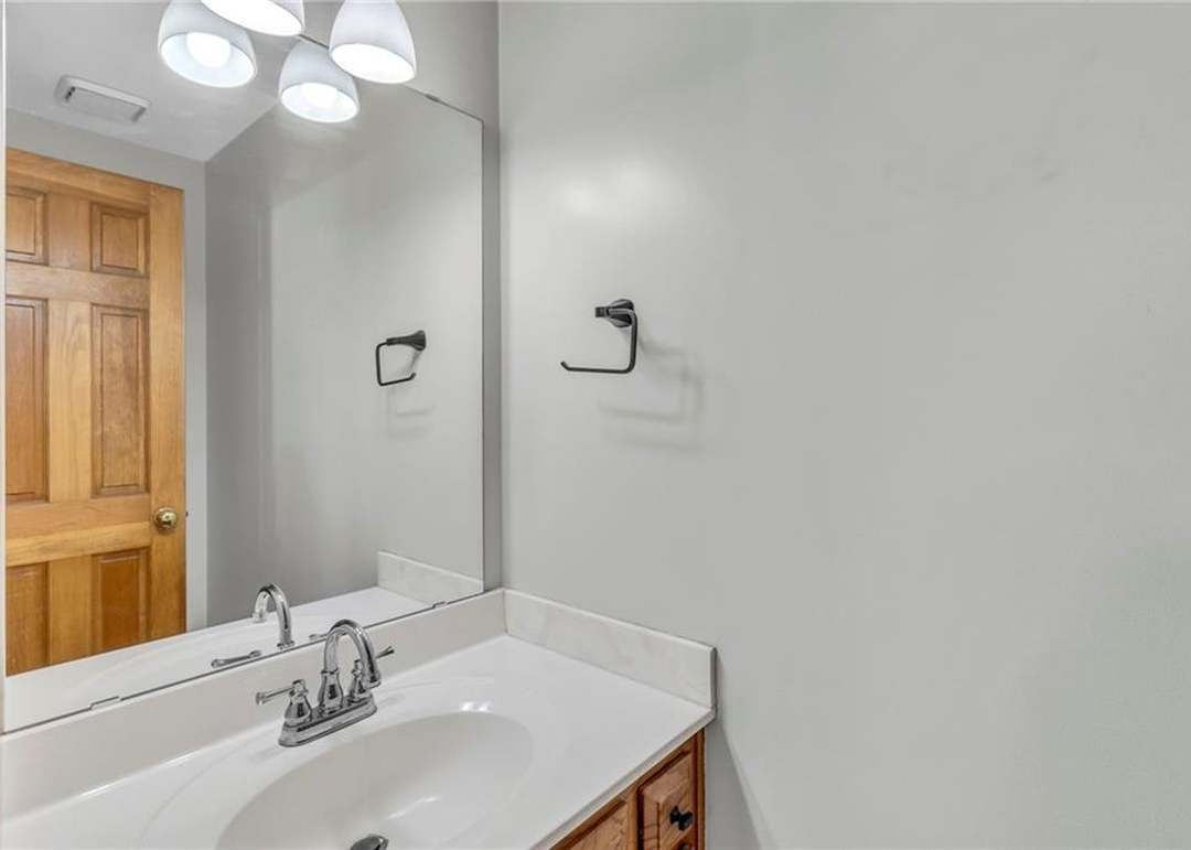 4502 NW Apache Drive — photo 30