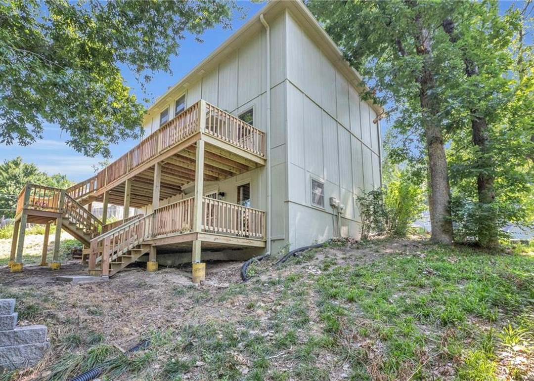 4502 NW Apache Drive — photo 44