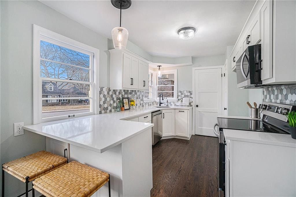 4506 W 54th Street — photo 9