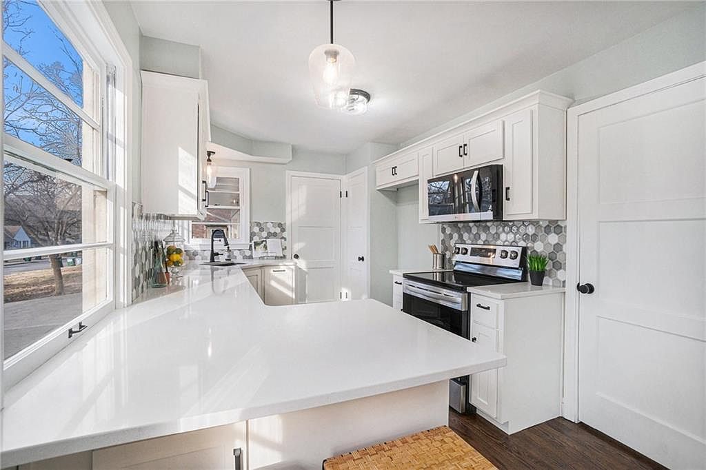 4506 W 54th Street — photo 10