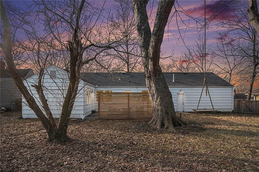 4506 W 54th Street — photo 29