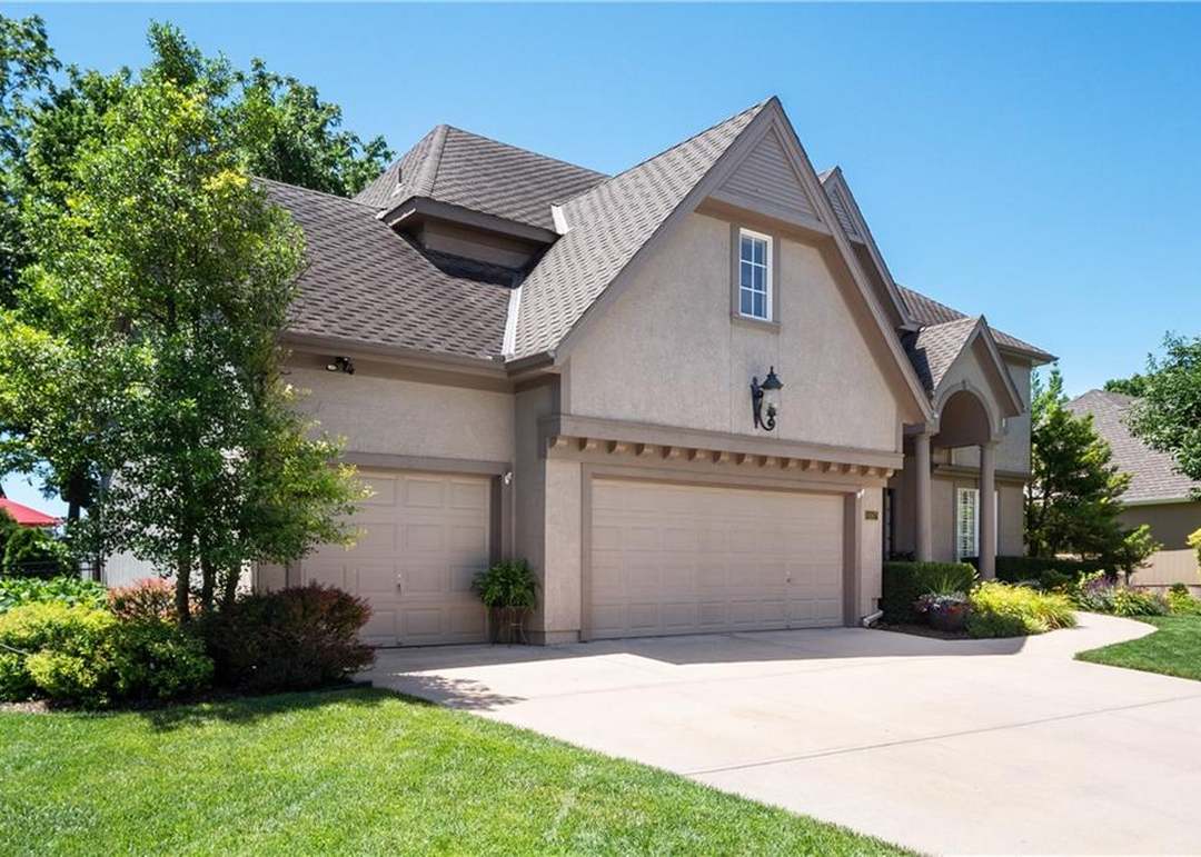 4517 Iron Horse Drive — photo 8
