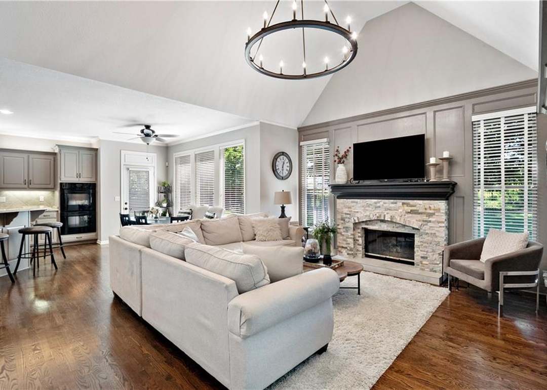 4517 Iron Horse Drive — photo 27