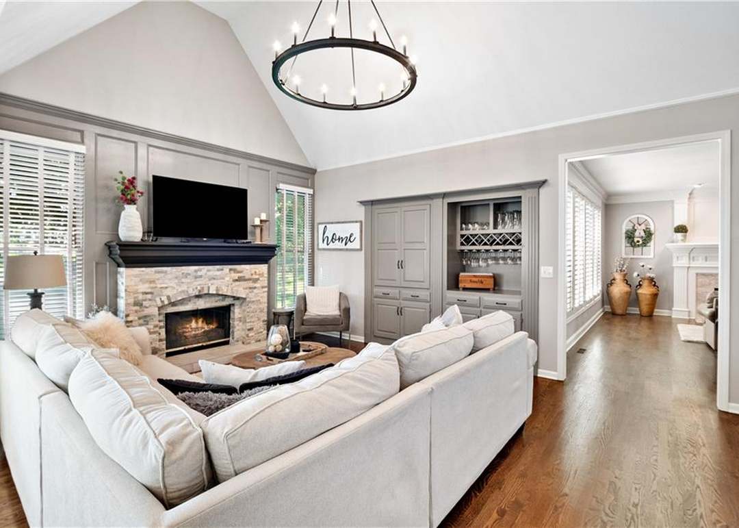 4517 Iron Horse Drive — photo 34