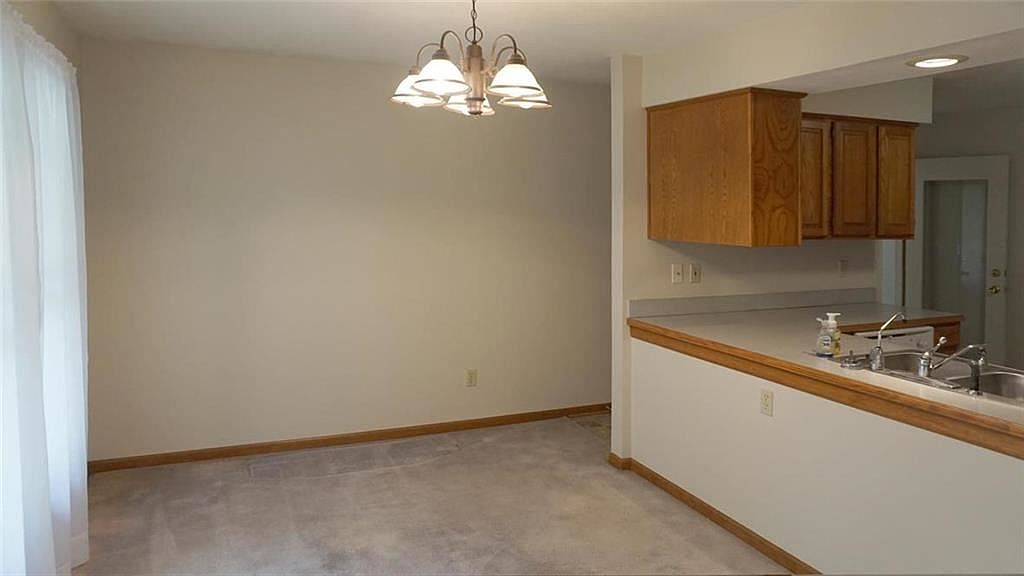 452 N Cherry Street — photo 13