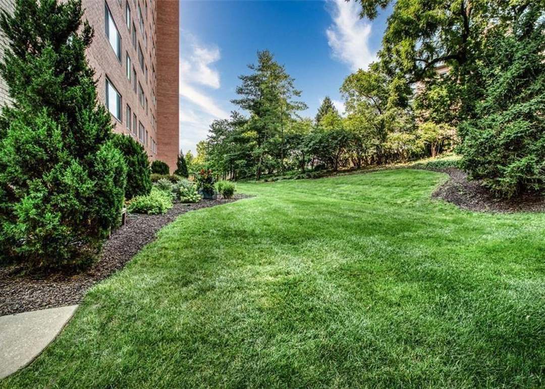 4550 Warwick Boulevard — photo 18