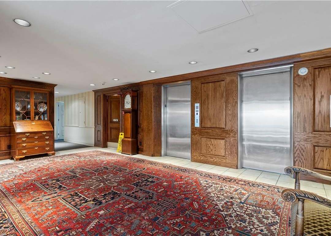 4550 Warwick Boulevard — photo 49