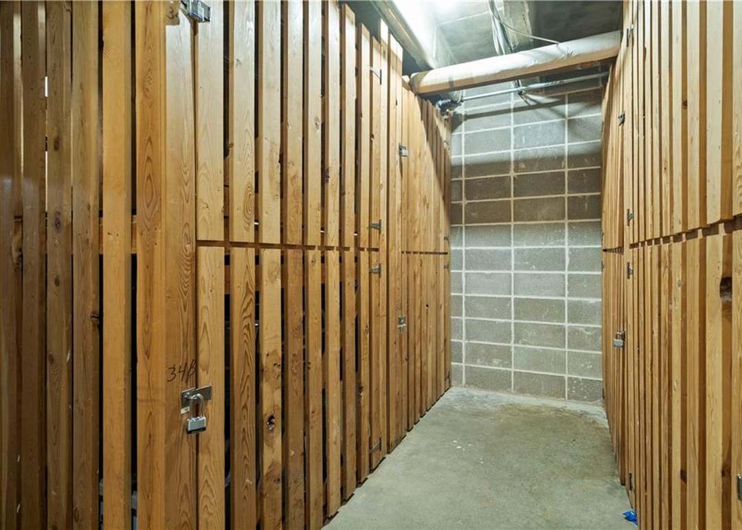 4550 Warwick Boulevard — photo 52