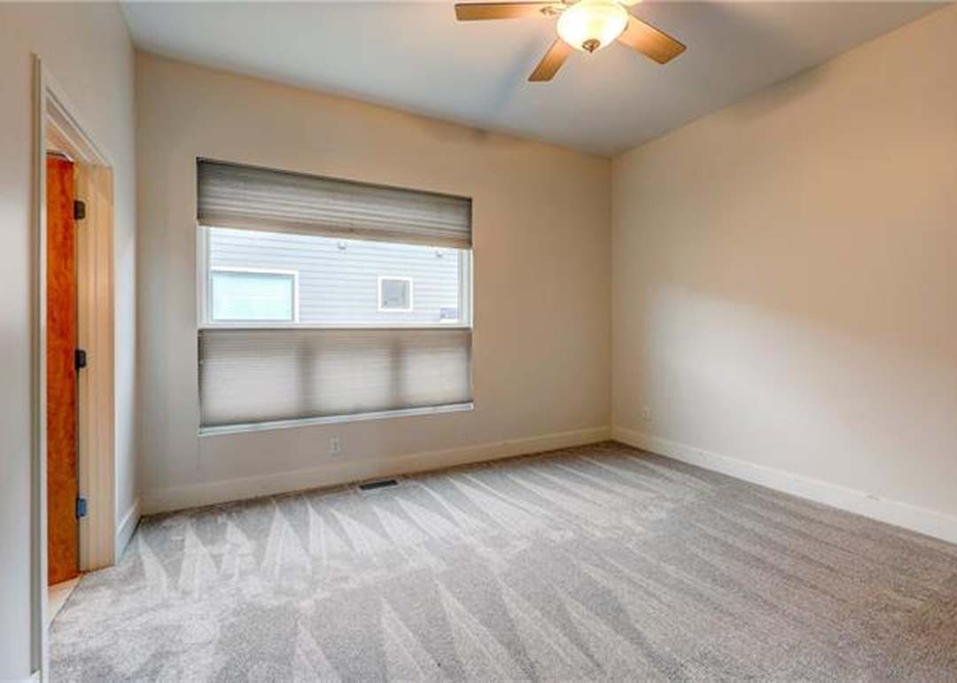 4561 Washington Street — photo 16