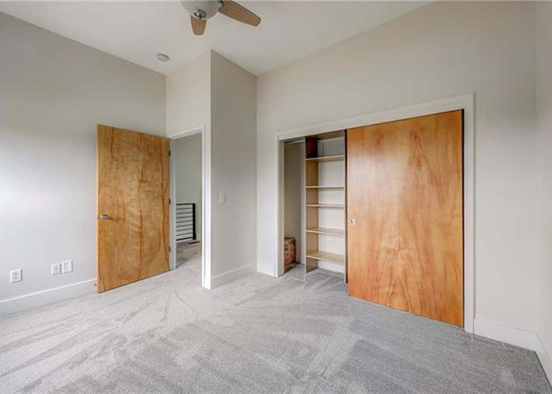 4561 Washington Street — photo 19