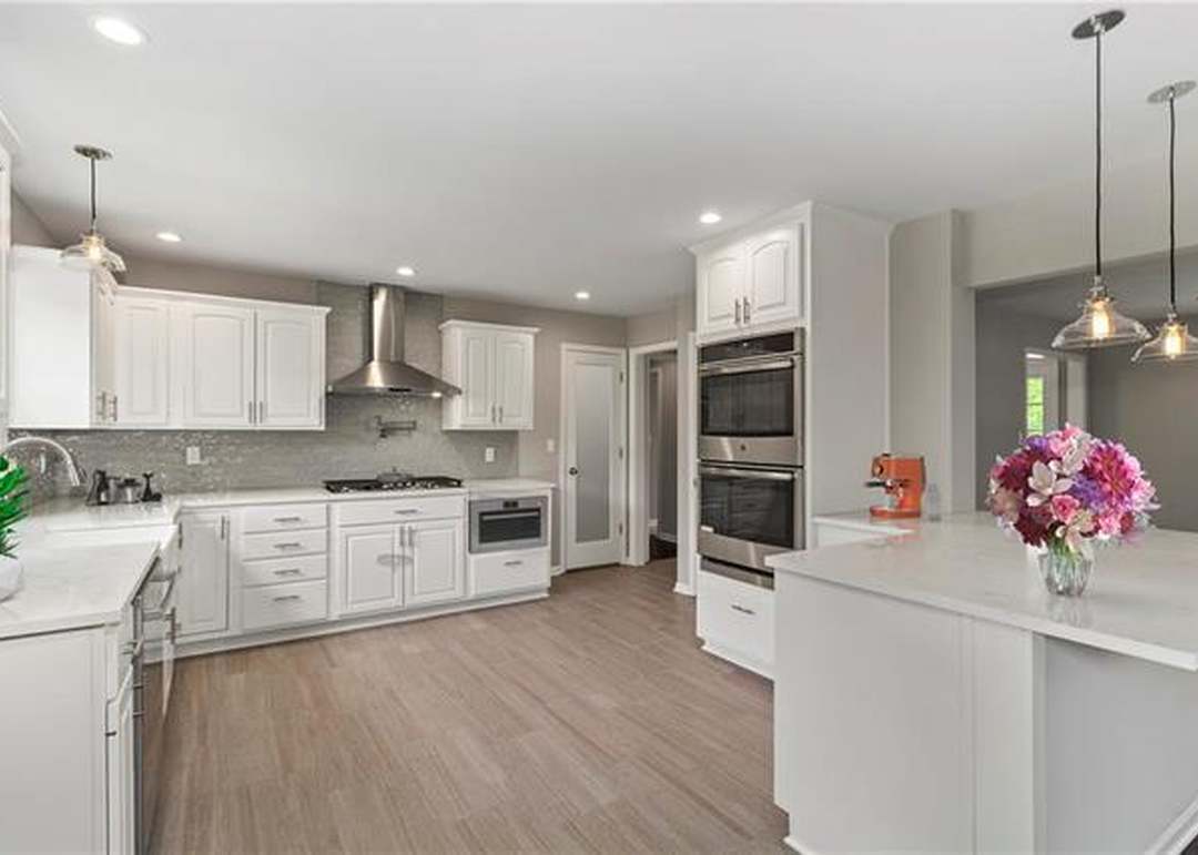 4600 W 83rd Street — photo 12