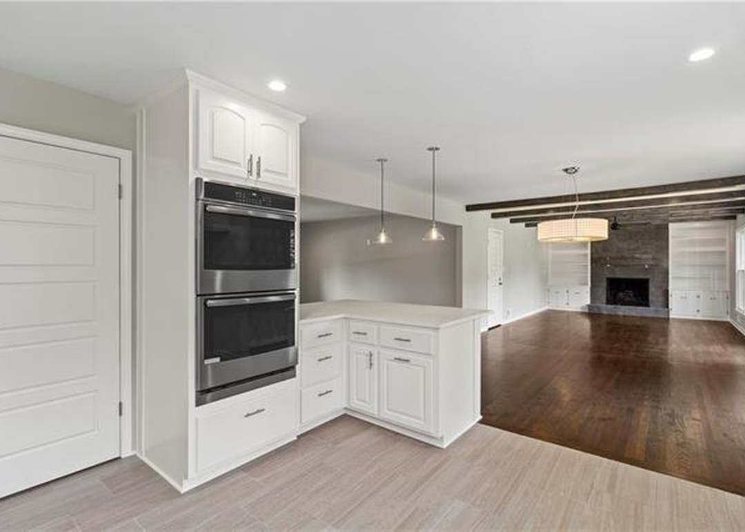 4600 W 83rd Street — photo 18