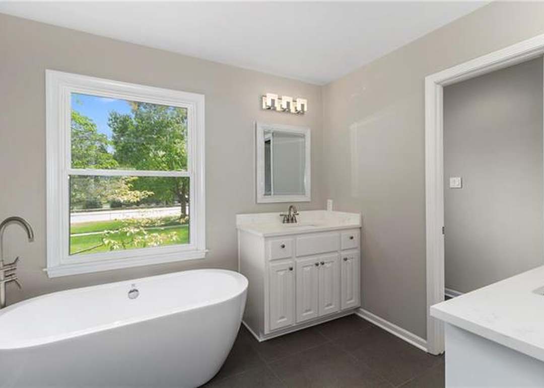 4600 W 83rd Street — photo 26