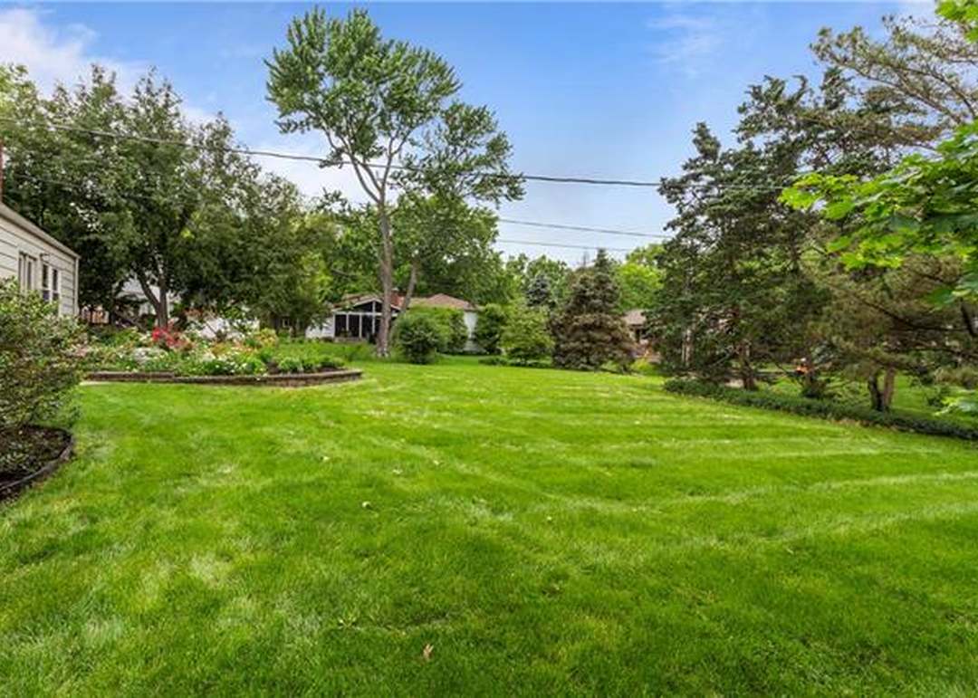 4600 W 83rd Street — photo 38