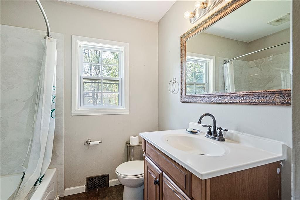 4606 E 112th Terrace — photo 18