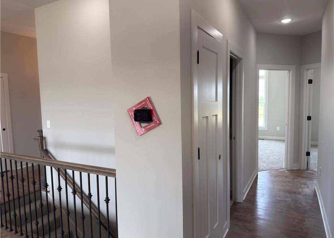 4700 Wood Avenue — photo 7