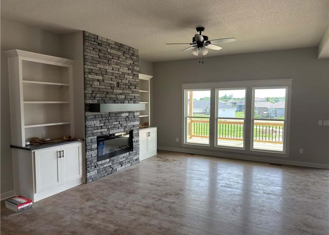 4700 Wood Avenue — photo 8