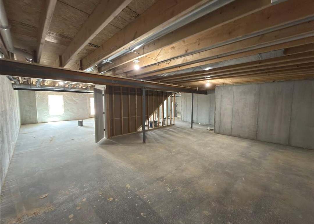 4700 Wood Avenue — photo 18