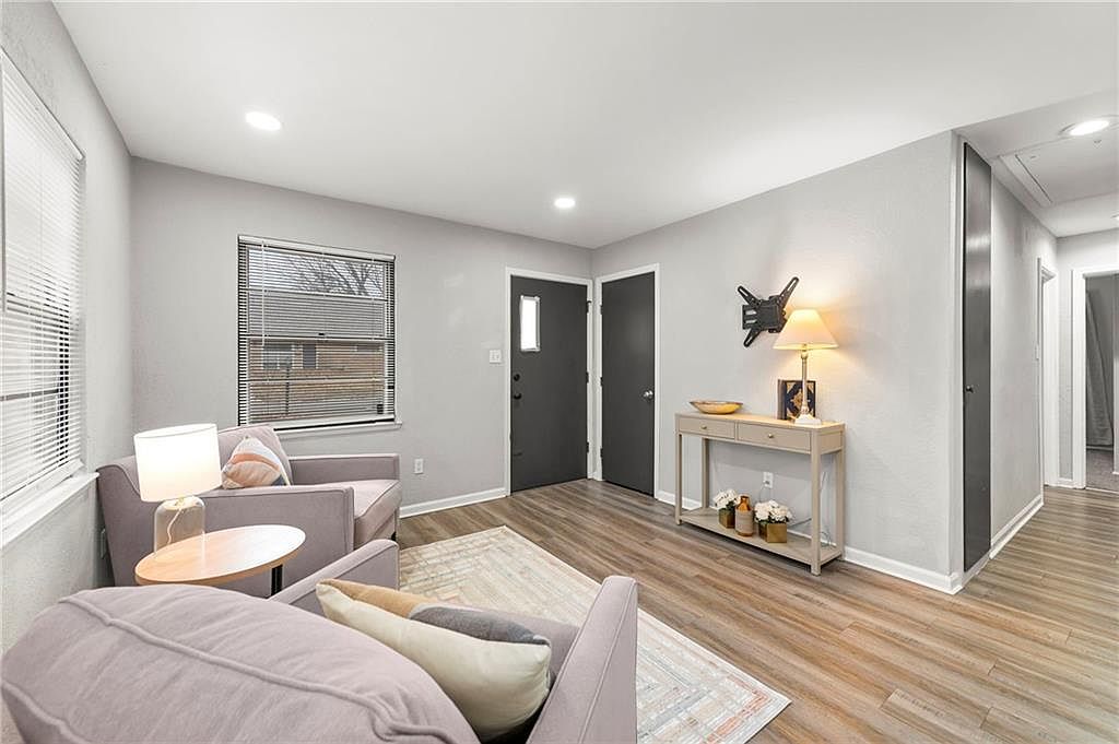 4705 Melody Lane — photo 4