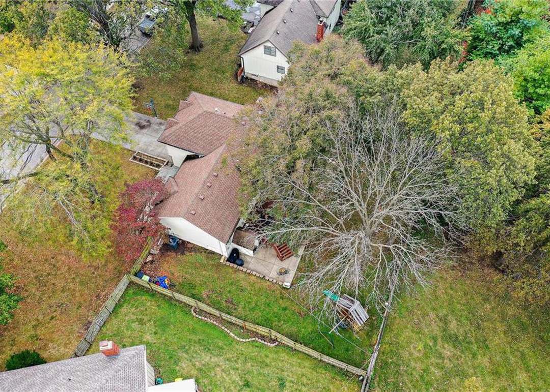 4708 Bluejacket Street — photo 53