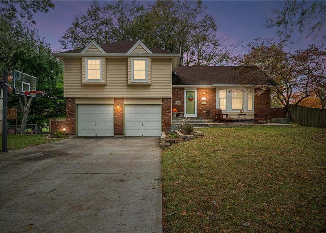 4708 Bluejacket Street — photo 56